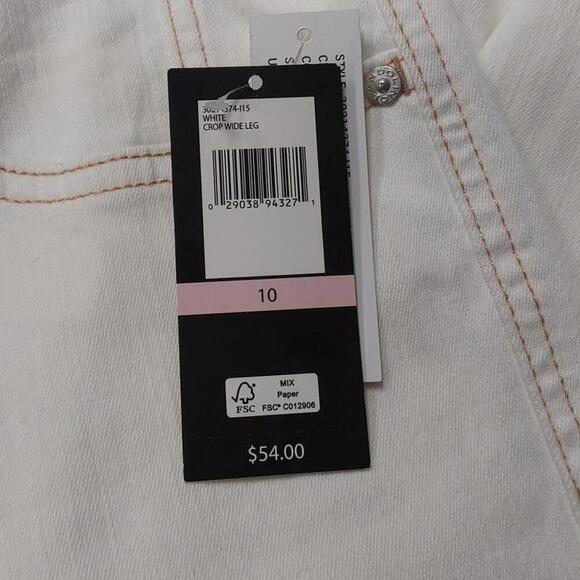 Cropped Jeans with Contrast Stitching | Bandolino | 10 - Picture 9 of 13